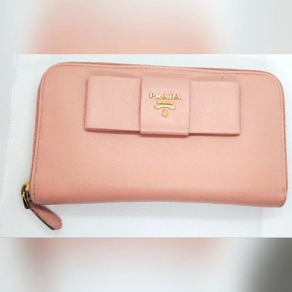 PRADA long leather Saffiano Pink wallet excelent conditions - Re-furneshed - Picture 1 of 16